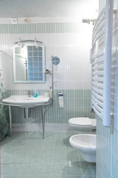 Very Spacious & Modern 3Bed Near Airport & Centre โซเฟีย ภายนอก รูปภาพ
